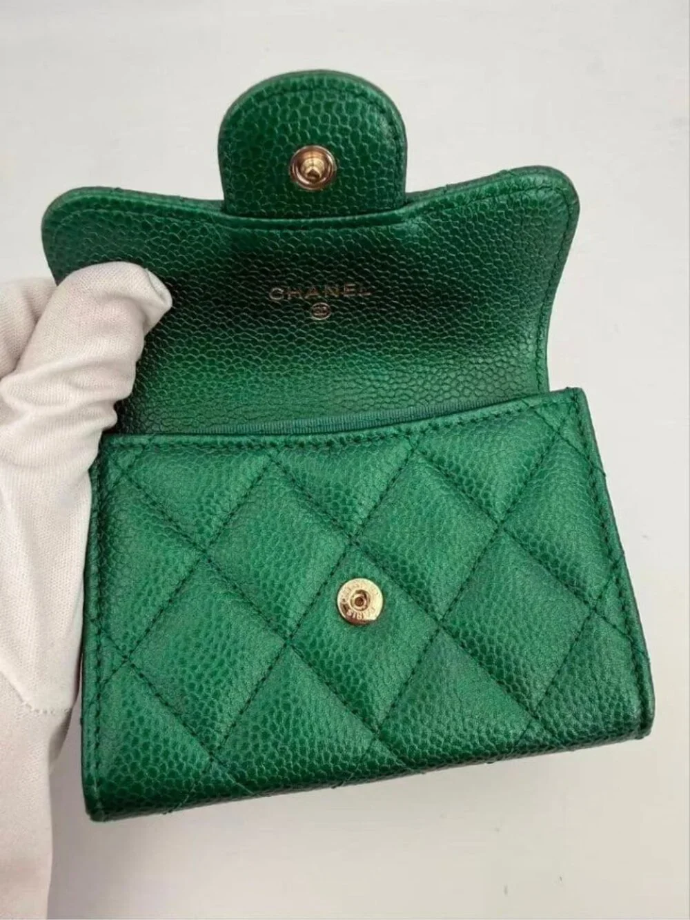 Chanel Emerald Green Metallic Caviar Leather Card Case